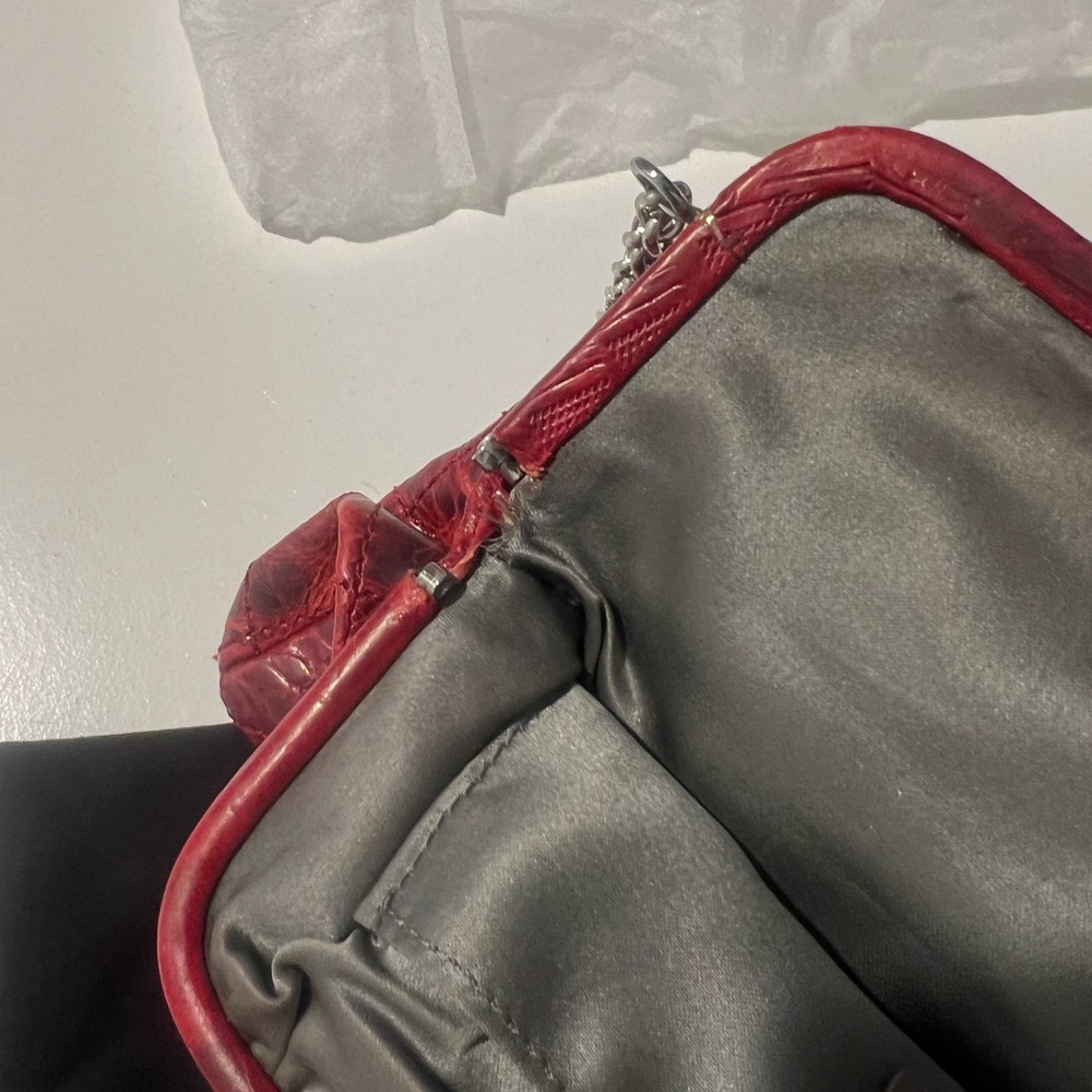 Traded DO NOT BUY
 runway clutch - Picture 4 of 13